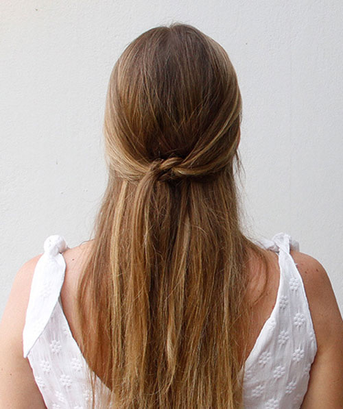 11 Ways You Can Style Your Hair Even If It's Straight As Stick