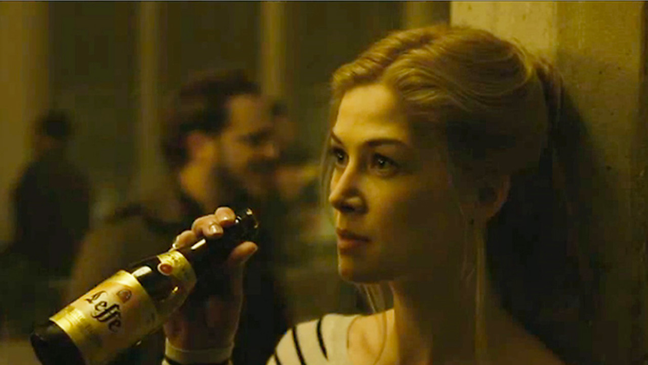 Gone girl. Исчезнувшая фильм 2014 Розамунд Пайк. Эми Данн. Эми Эллиот Данн. Розамунд Пайк в фильме Исчезнувшая.