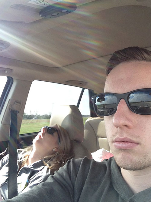 Husbands Hilarious Selfies Of His Wife Napping On Road Trips Make For The Perfect Revenge