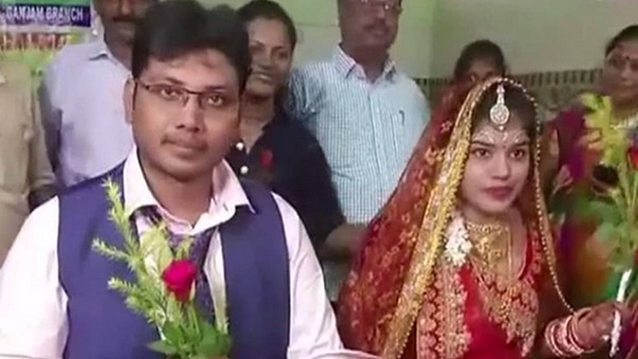 Odisha Couple Take Wedding Vows On Constitution