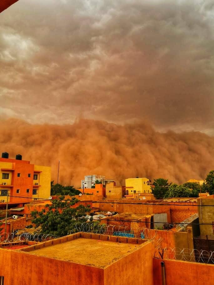 Massive Sandstorm In West Africa Turns Sky Into Blood Red